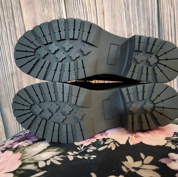 Steve Madden Loafers size 8 - Picture 6 of 9